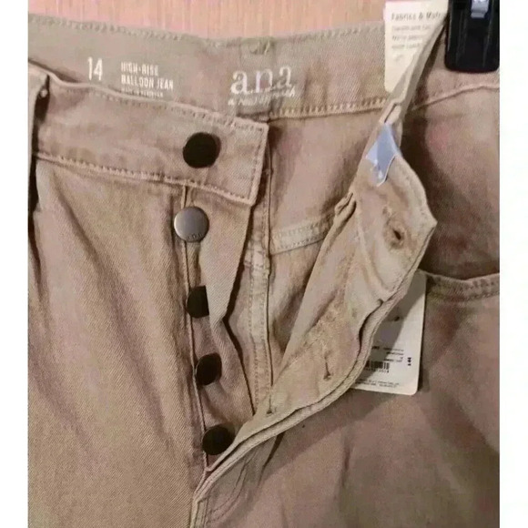 A.N.A High Rise Balloon Jeans‎ Size 14 Taupe Roomy Hip & Thigh Tapered Leg NWT - Picture 4 of 8